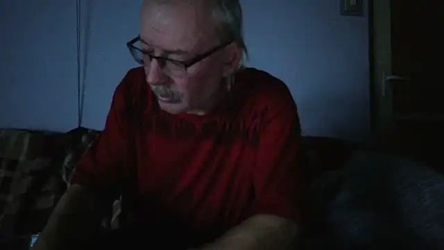 cumloverboyxx69 online show from October 27, 8:35 pm