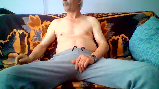 Snapshot of cumloverboyxx69 chatting on April 23, 12:29 pm cumloverboyxx69 online show from April 23, 12:29 pm