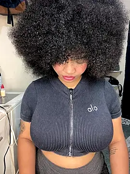 MalaikaBrown online show from December 5, 1:36 am