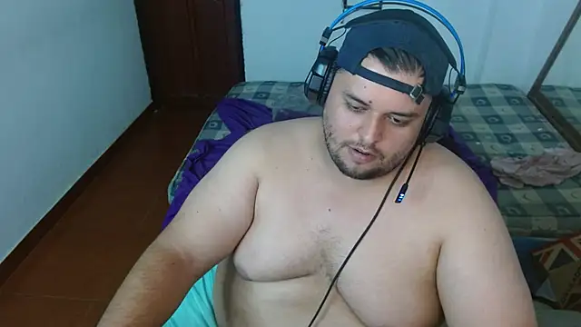 Snapshot of altairstudiosvip_ chatting on December 17, 10:22 pm altairstudiosvip  online show from December 17, 10:22 pm