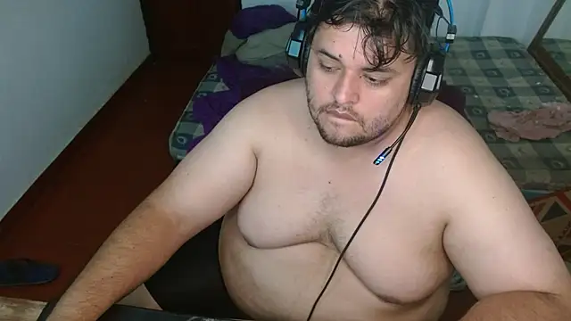 Snapshot of altairstudiosvip_ chatting on December 18, 11:13 am altairstudiosvip  online show from December 18, 11:13 am