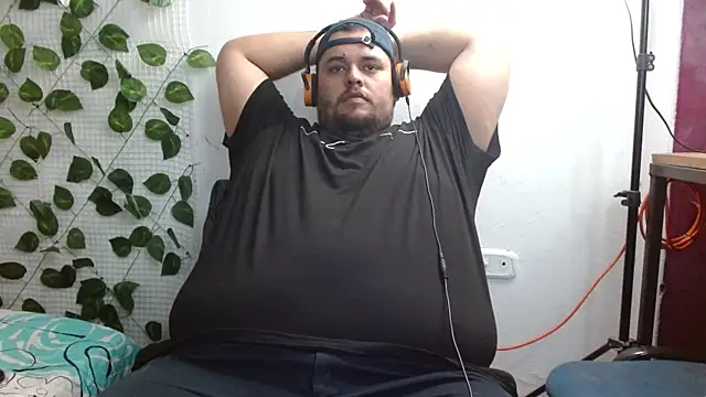 Snapshot of altairstudiosvip_ chatting on February 6, 1:16 am altairstudiosvip  online show from February 6, 1:16 am