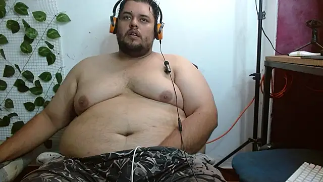 Snapshot of altairstudiosvip_ chatting on February 8, 11:44 am altairstudiosvip  online show from February 8, 11:44 am