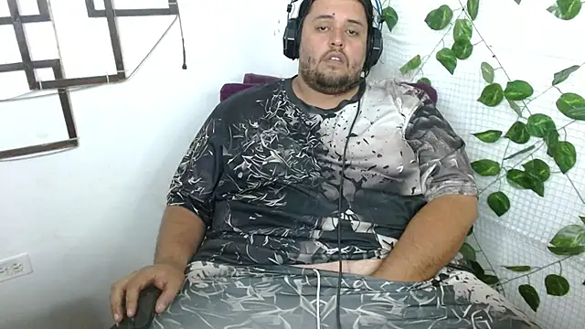 Snapshot of altairstudiosvip_ chatting on September 30, 2:55 pm altairstudiosvip  online show from September 30, 2:55 pm