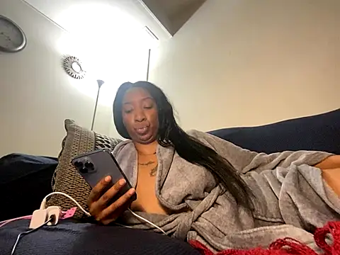 Iceblanca online show from December 1, 7:35 am