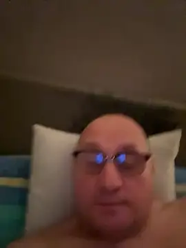 Snapshot of vanjbi45 chatting on September 25, 9:18 pm vanjbi45 online show from September 25, 9:18 pm