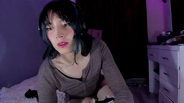 Room312  online show from January 11, 12:26 am