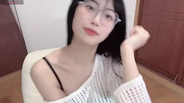 4uoki online show from March 21, 7:35 pm