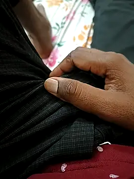 divi5555 online show from February 11, 6:40 am