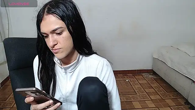 Snapshot of sweet1Girl chatting on May 26, 1:07 pm sweet1Girl online show from May 26, 1:07 pm
