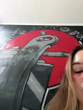 Sarah millerr  online show from June 26, 8:13 pm