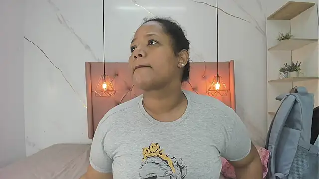 Belle Brunette online show from July 7, 11:58 am