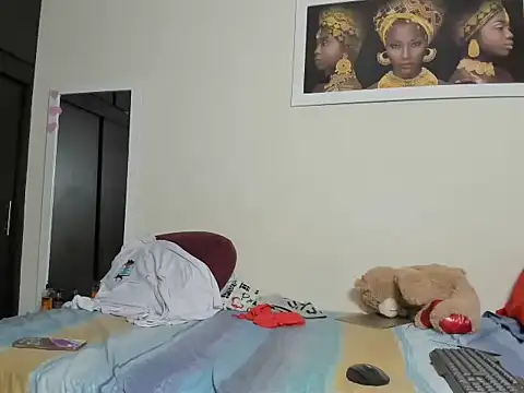 megan-hotxx online show from March 14, 10:32 am