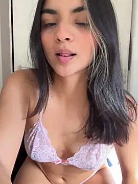 Cat2525 online show from November 30, 8:24 pm