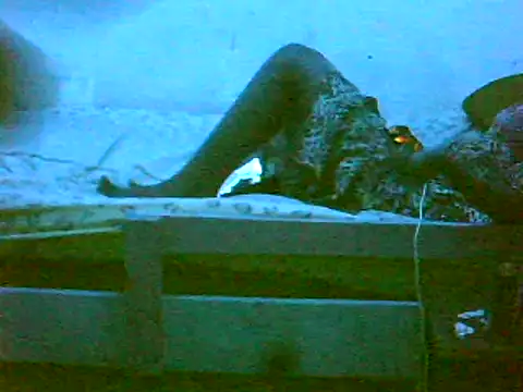 Snapshot of De_maskedcouple chatting on January 11, 10:29 pm De maskedcouple online show from January 11, 10:29 pm