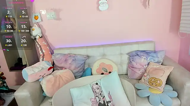 tinysara online show from December 22, 4:37 pm