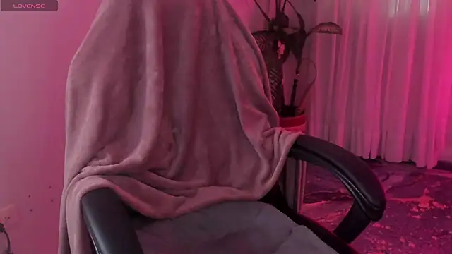 scarlet miller1 online show from October 1, 12:33 pm