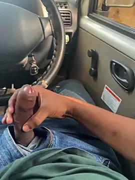 Snapshot of Dakku_69 chatting on April 22, 10:17 am Dakku 69 online show from April 22, 10:17 am