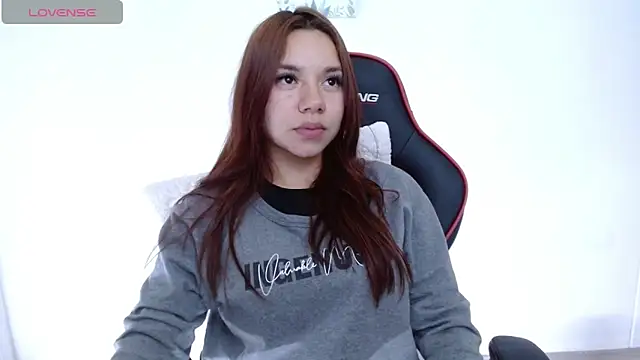 Snapshot of samantha_tattu chatting on December 20, 1:58 am samantha tattu online show from December 20, 1:58 am