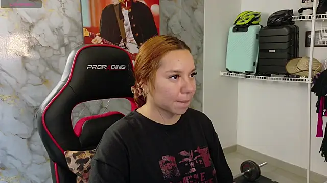 Snapshot of samantha_tattu chatting on October 17, 6:54 pm samantha tattu online show from October 17, 6:54 pm