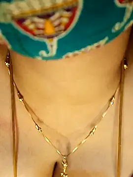 tuttifrutti17 online show from December 27, 6:42 pm