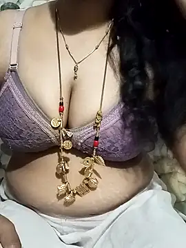 tuttifrutti17 online show from January 28, 3:36 am