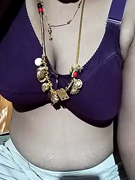 tuttifrutti17 online show from October 14, 5:25 pm