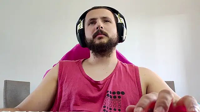 iurytx online show from November 1, 6:10 pm