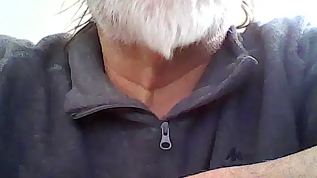 xcimeru online show from March 25, 8:09 am