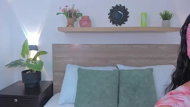 izaro22 online show from February 19, 12:56 pm