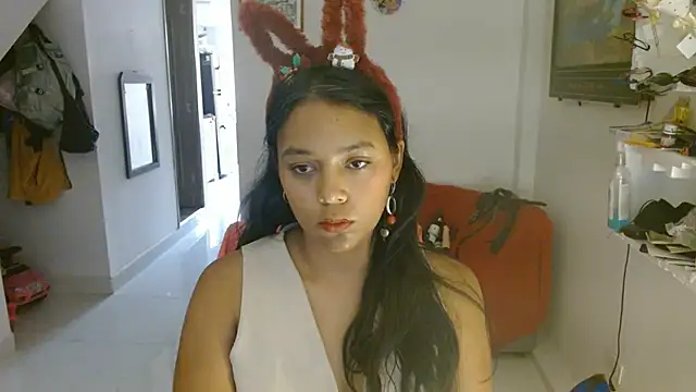 Chiara petterson online show from December 14, 6:45 pm