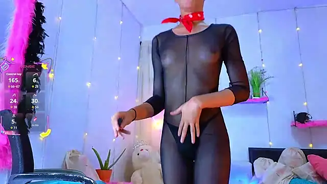 Snapshot of Ariel_Femboy_ chatting on September 28, 4:18 am Ariel Femboy online show from September 28, 4:18 am