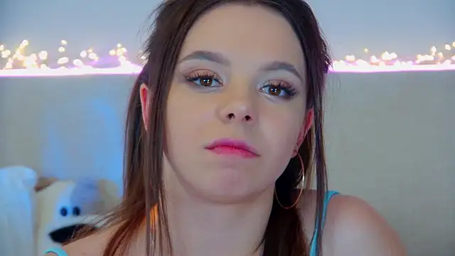 ElisabethDavis online show from March 19, 9:58 pm