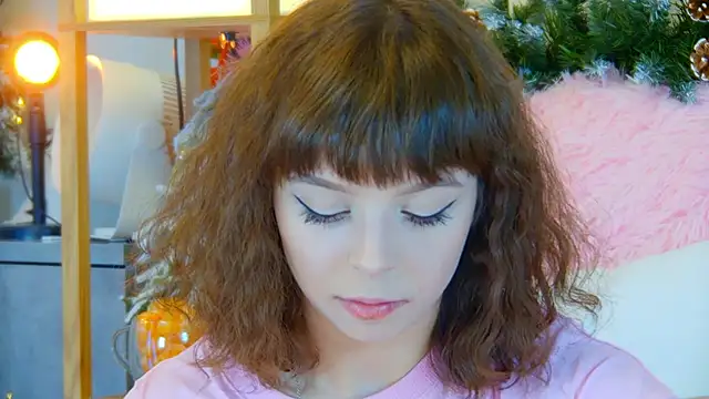 ElisabethDavis online show from December 5, 3:09 pm