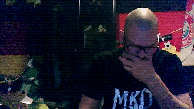 Snapshot of Die-geile-Sau chatting on September 12, 9:04 pm Die-geile-Sau online show from September 12, 9:04 pm