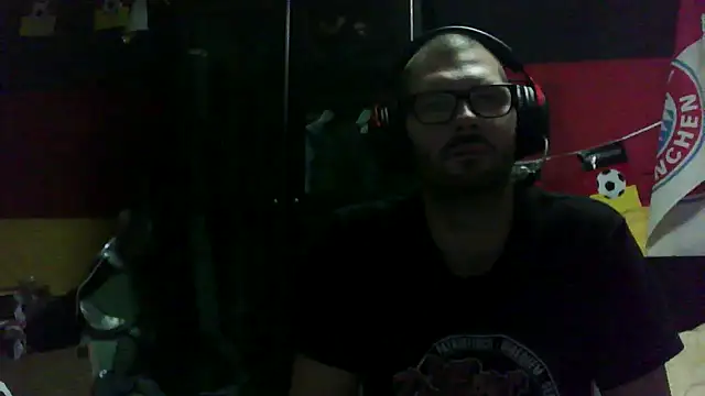 Snapshot of Die-geile-Sau chatting on September 17, 9:49 pm Die-geile-Sau online show from September 17, 9:49 pm