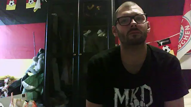 Snapshot of Die-geile-Sau chatting on September 18, 3:25 pm Die-geile-Sau online show from September 18, 3:25 pm