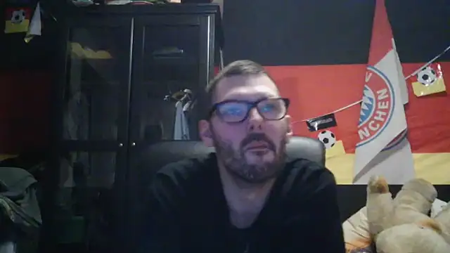 Die-geile-Sau online show from February 4, 9:31 pm