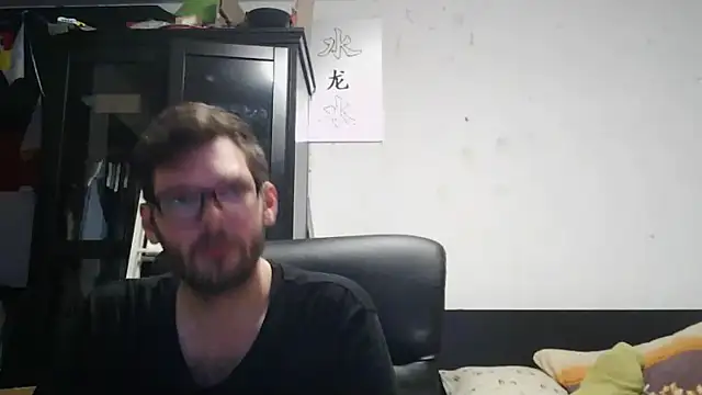 Snapshot of Die-geile-Sau chatting on June 2, 7:27 pm Die-geile-Sau online show from June 2, 7:27 pm