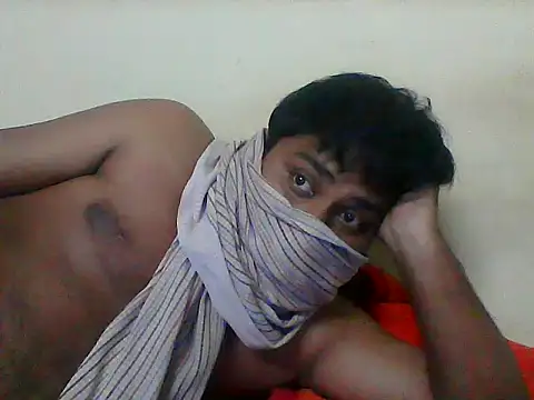 Snapshot of Bangalorebull chatting on January 8, 7:05 pm Bangalorebull online show from January 8, 7:05 pm
