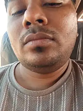 Snapshot of Bangalorebull chatting on April 8, 2:55 am Bangalorebull online show from April 8, 2:55 am