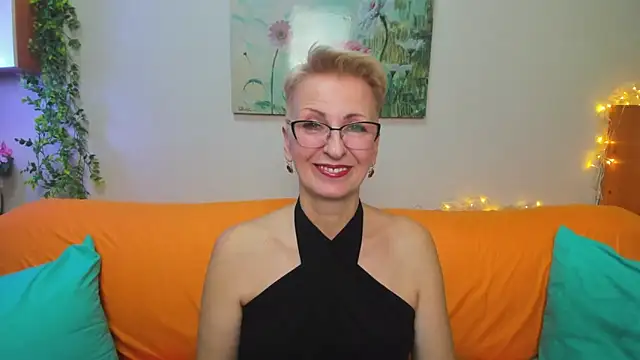 iamyourdream89 online show from December 22, 5:10 pm