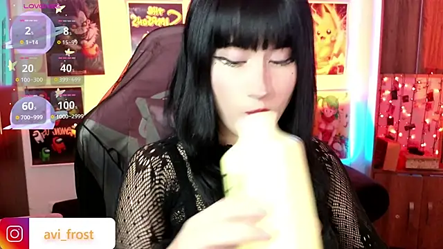 Snapshot of avi_frost chatting on January 25, 6:45 am avi frost online show from January 25, 6:45 am