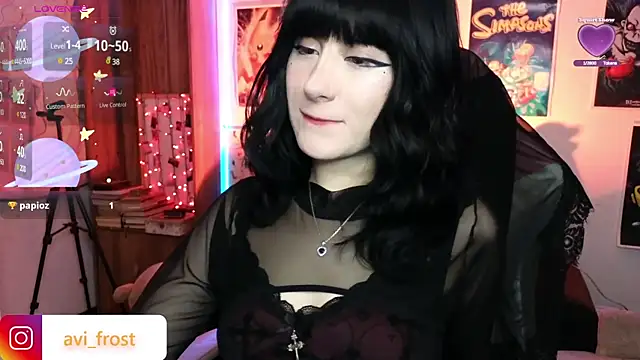 Snapshot of avi_frost chatting on February 12, 7:13 am avi frost online show from February 12, 7:13 am