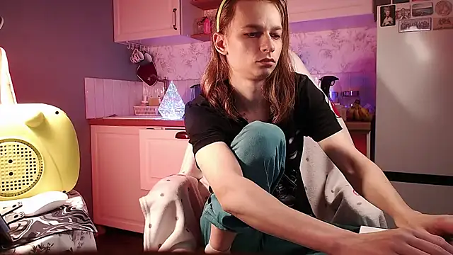 Snapshot of Frank_Fraer chatting on September 22, 4:53 pm Frank Fraer online show from September 22, 4:53 pm