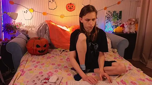 Snapshot of Frank_Fraer chatting on November 2, 7:38 pm Frank Fraer online show from November 2, 7:38 pm