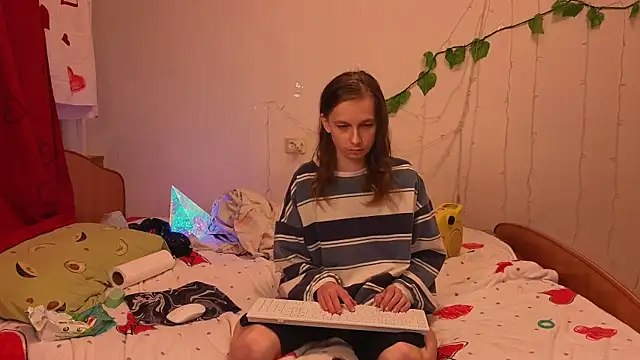 Snapshot of Frank_Fraer chatting on March 2, 8:59 pm Frank Fraer online show from March 2, 8:59 pm