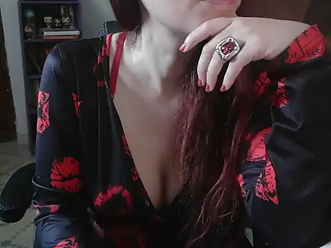 Snapshot of norahrosss chatting on May 24, 6:40 am norahrosss online show from May 24, 6:40 am