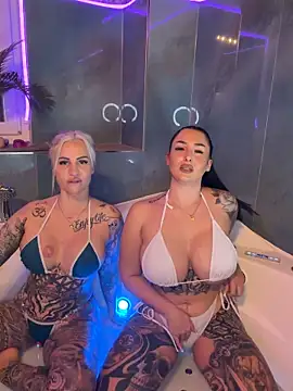 Snapshot of Mia-Bremer chatting on February 16, 8:49 pm Mia-Bremer online show from February 16, 8:49 pm