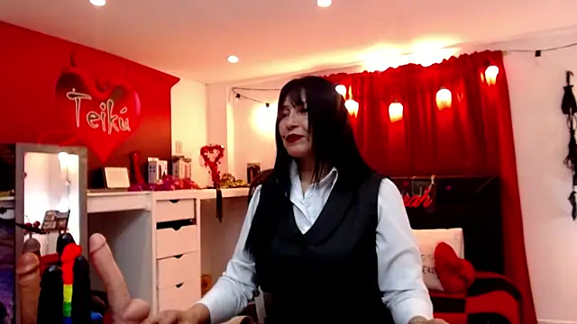 Sarah teiku online show from March 10, 6:24 pm